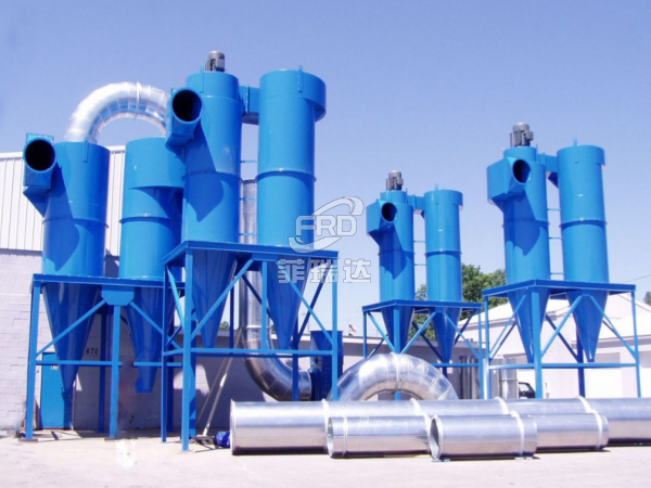 旋風除塵器是由進氣管、排氣管、圓筒體、圓錐體和灰斗組成