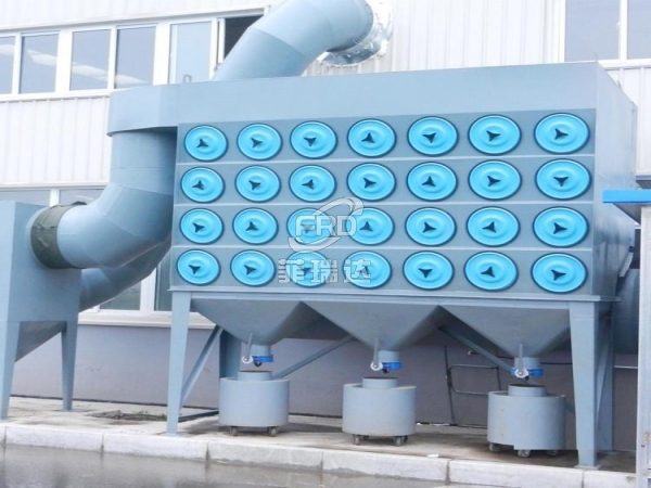水泥廠裝包機濾筒除塵器